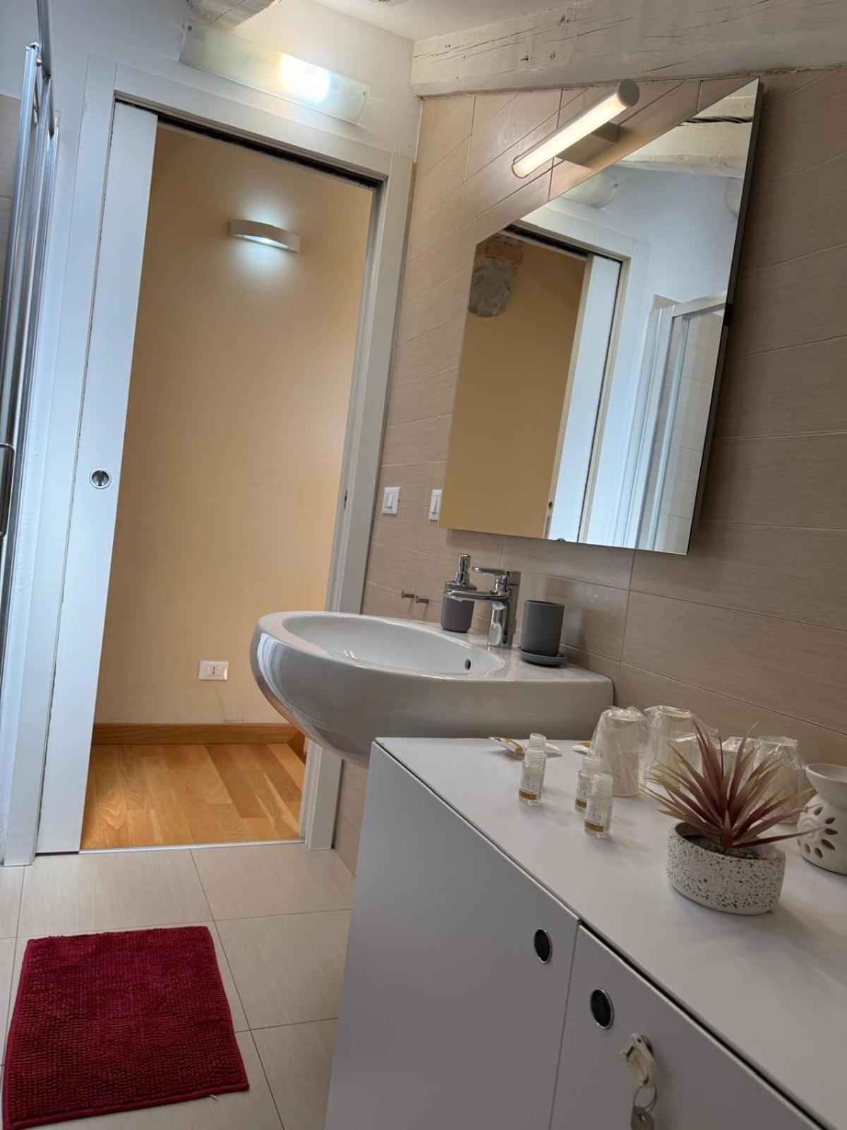 Mohho Suite Триест Экстерьер фото